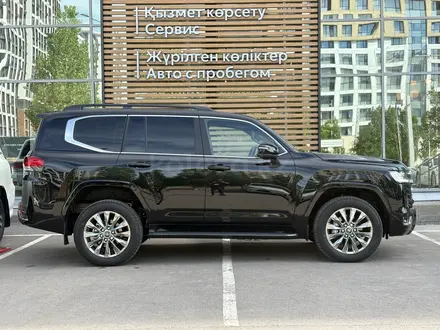 Toyota Land Cruiser Premium 2025 года за 66 400 000 тг. в Астана – фото 17