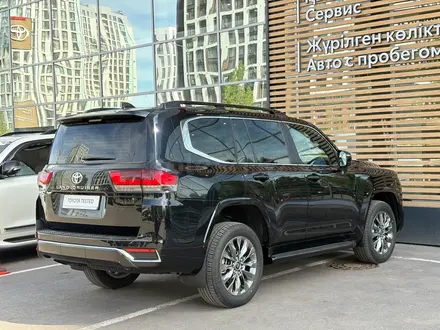 Toyota Land Cruiser Premium 2025 года за 66 400 000 тг. в Астана – фото 18