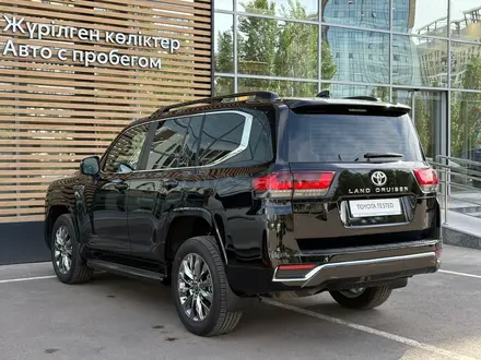 Toyota Land Cruiser Premium 2025 года за 66 400 000 тг. в Астана – фото 2