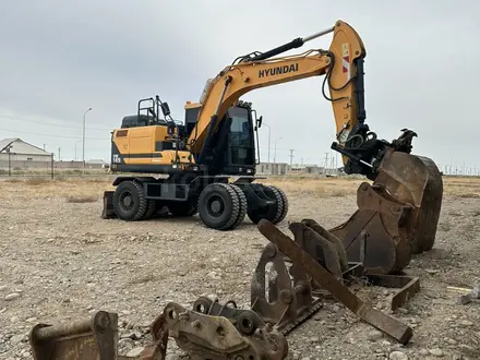 Hyundai  R140W 2018 года за 40 000 000 тг. в Туркестан – фото 35