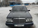 Mercedes-Benz E 220 1994 года за 2 000 000 тг. в Актобе