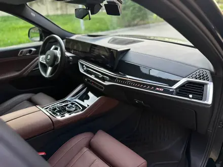 BMW X6 2023 года за 59 700 000 тг. в Алматы – фото 12