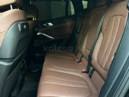 BMW X6 2023 года за 59 700 000 тг. в Алматы – фото 16