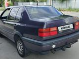 Volkswagen Vento 1993 года за 1 050 000 тг. в Талдыкорган – фото 3