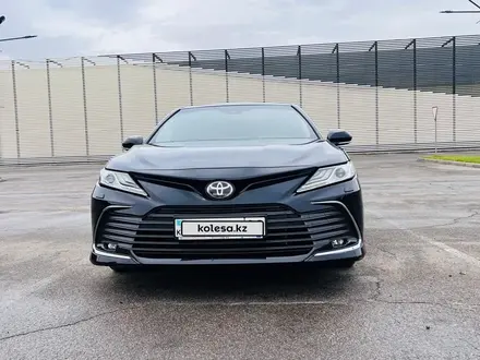 Toyota Camry 2021 года за 16 800 000 тг. в Алматы – фото 10