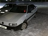 Volkswagen Passat 1993 годаүшін1 200 000 тг. в Семей