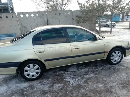 Toyota Avensis 2001 года за 2 600 000 тг. в Павлодар – фото 5