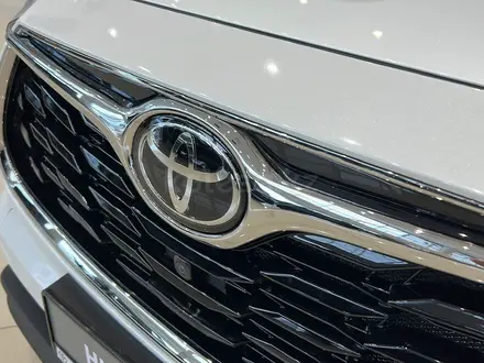Toyota Highlander 2022 года за 33 000 000 тг. в Алматы – фото 6