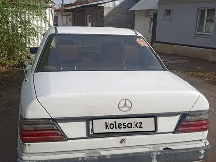 Mercedes-Benz E 230 1990 года за 1 250 000 тг. в Каскелен – фото 2