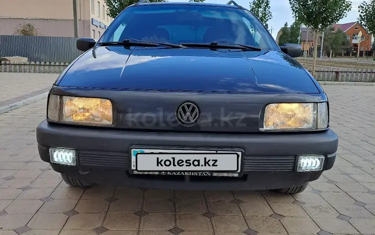 Volkswagen Passat 1993 годаүшін2 500 000 тг. в Уральск