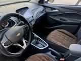 Chevrolet Onix 2024 года за 5 900 000 тг. в Алматы – фото 5