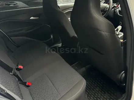Chevrolet Onix 2024 года за 5 900 000 тг. в Алматы – фото 8