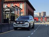 Toyota Land Cruiser 2016 годаүшін29 900 000 тг. в Алматы