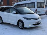 Toyota Estima 2006 года за 6 000 000 тг. в Астана – фото 2