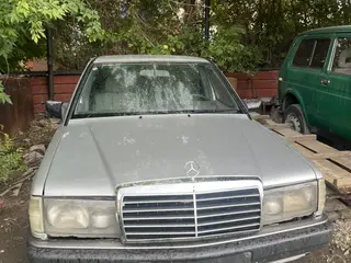 Mercedes-Benz 190