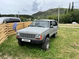 Jeep Grand Cherokee 1992 годаfor4 000 000 тг. в Риддер