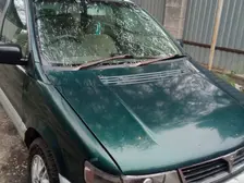Mitsubishi Chariot, 1995