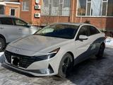 Hyundai Elantra 2021 года за 10 000 000 тг. в Актобе – фото 2