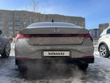 Hyundai Elantra 2021 года за 10 000 000 тг. в Актобе – фото 4