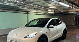 Tesla Model Y 2023 года за 21 500 000 тг. в Алматы – фото 2