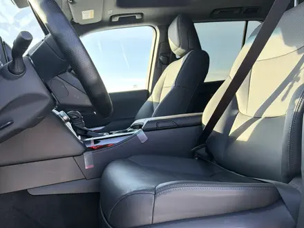 Toyota Land Cruiser 2025 года за 49 950 000 тг. в Костанай – фото 17