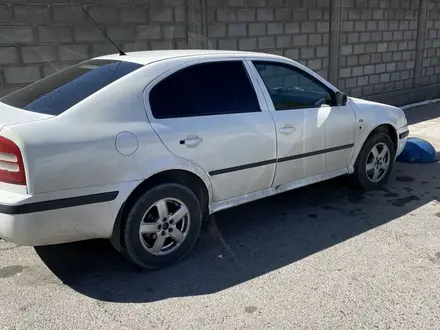 Skoda Octavia 2004 года за 2 000 000 тг. в Тараз – фото 2