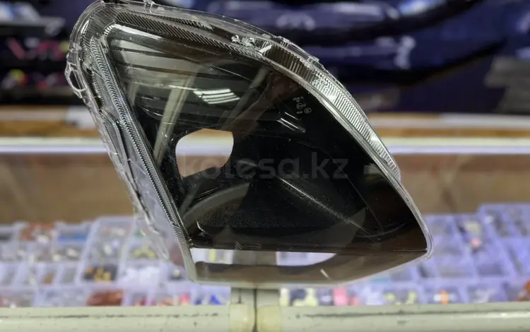 Правое стекло Omoda C5 с 2021 + за 25 000 тг. в Астана