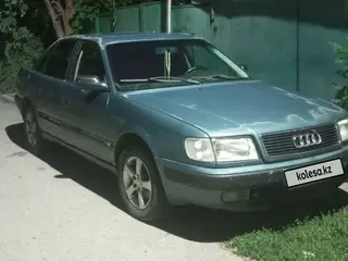 Audi 100
