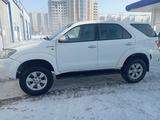 Toyota Fortuner 2006 года за 6 000 000 тг. в Астана – фото 3