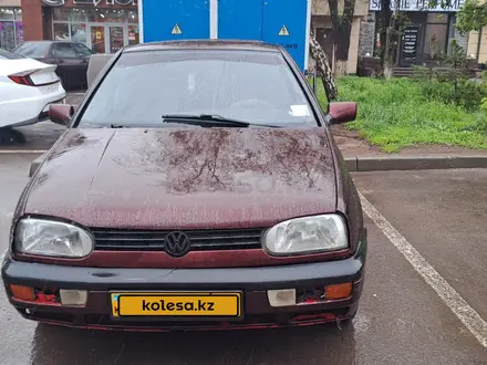 Volkswagen Golf 1993 годаүшін1 350 000 тг. в Караганда