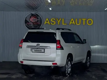 Toyota Land Cruiser Prado 2023 года за 31 990 000 тг. в Шымкент – фото 6