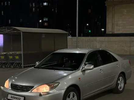 Toyota Camry 2004 года за 5 400 000 тг. в Актобе – фото 17