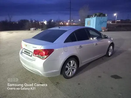 Chevrolet Cruze 2013 года за 4 400 000 тг. в Актобе – фото 2