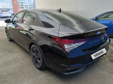 Hyundai Elantra 2021 года за 6 535 375 тг. в Актобе – фото 6