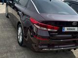 Kia Optima 2017 года за 4 500 000 тг. в Актобе – фото 2