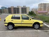 Volkswagen Golf 1995 года за 700 000 тг. в Караганда – фото 5