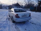 Toyota Camry 2002 года за 5 000 000 тг. в Сарканд – фото 4