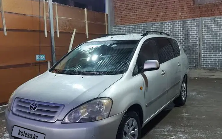 Toyota Avensis Verso 2003 годаfor4 250 000 тг. в Шымкент