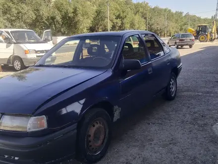 Opel Vectra 1990 года за 550 000 тг. в Тараз – фото 2