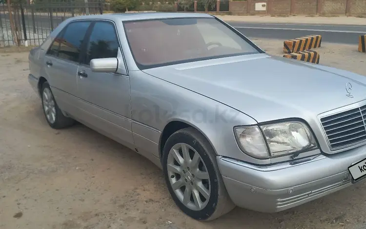 Mercedes-Benz S 320 1997 годаfor3 600 000 тг. в Актау