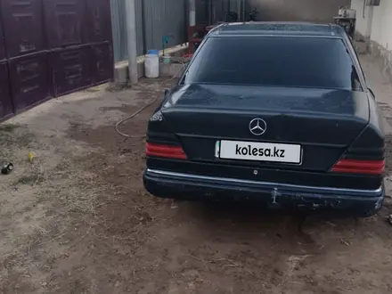 Mercedes-Benz E 200 1990 года за 700 000 тг. в Жетысай