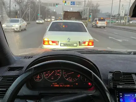 BMW 735 1990 года за 1 000 000 тг. в Алматы – фото 20