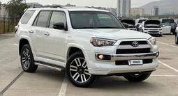 Toyota 4Runner 2017 годаүшін17 400 000 тг. в Жанаозен – фото 4