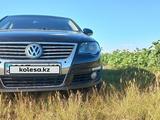 Volkswagen Passat 2005 года за 3 800 000 тг. в Костанай – фото 4