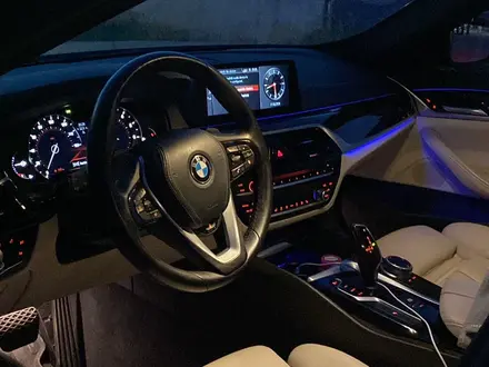 BMW 540 2017 года за 17 000 000 тг. в Алматы – фото 17