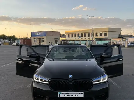 BMW 540 2017 года за 17 000 000 тг. в Алматы – фото 2