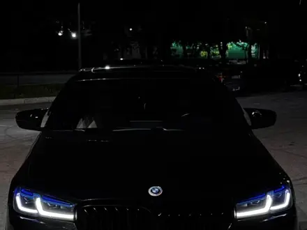 BMW 540 2017 года за 17 000 000 тг. в Алматы – фото 23