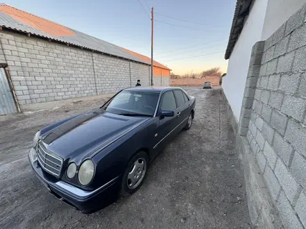 Mercedes-Benz E 280 1998 года за 2 800 000 тг. в Шымкент – фото 2