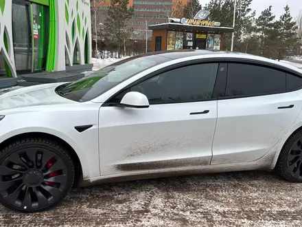 Tesla Model 3 2021 года за 17 000 000 тг. в Астана – фото 2