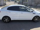Kia Rio 2014 годаfor5 290 000 тг. в Караганда – фото 3